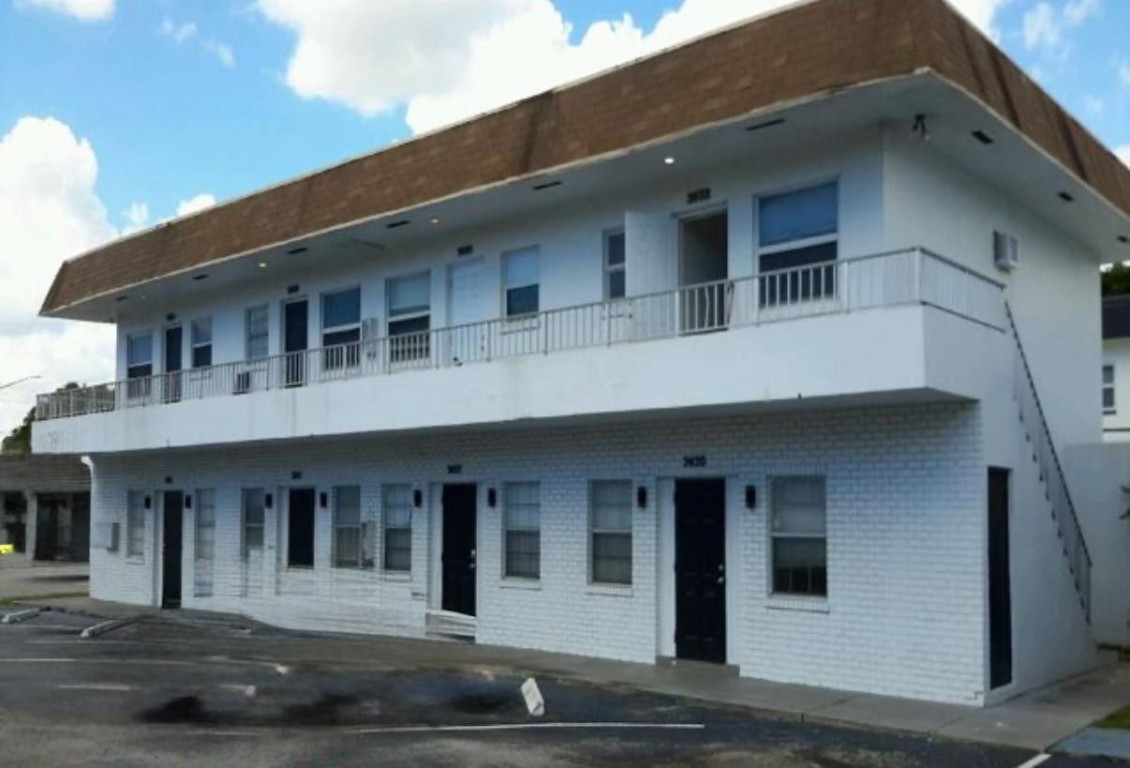 Oakland Manors Amd - Residential Lease