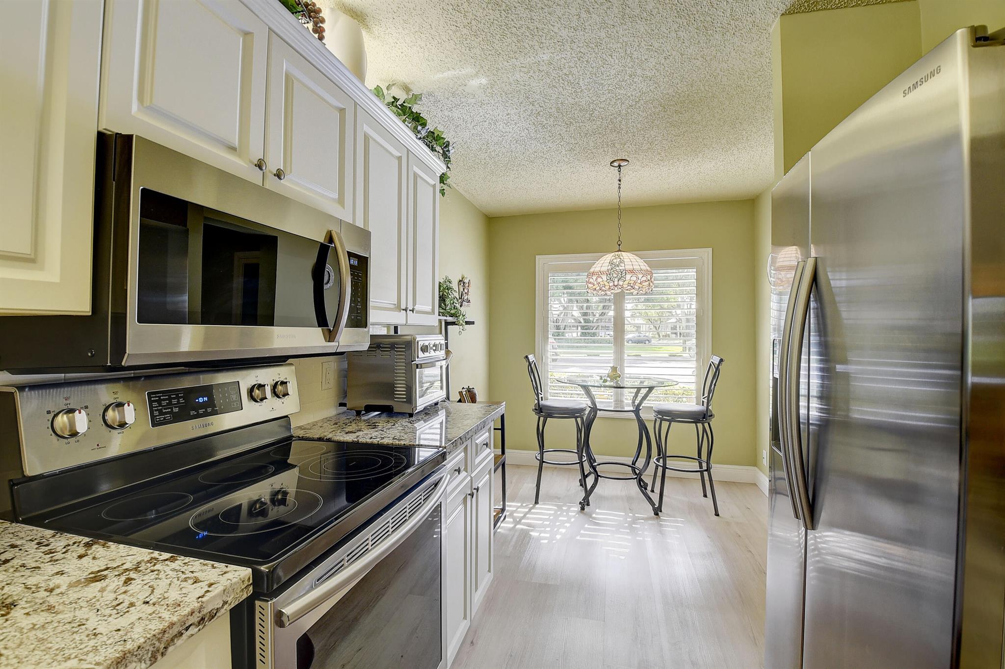 LAKESIDE CONDO 2 OF BANYAN SPRINGS - Residential