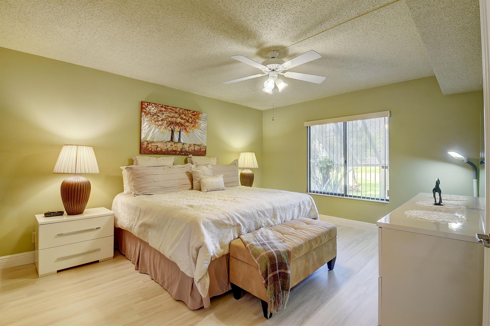 LAKESIDE CONDO 2 OF BANYAN SPRINGS - Residential