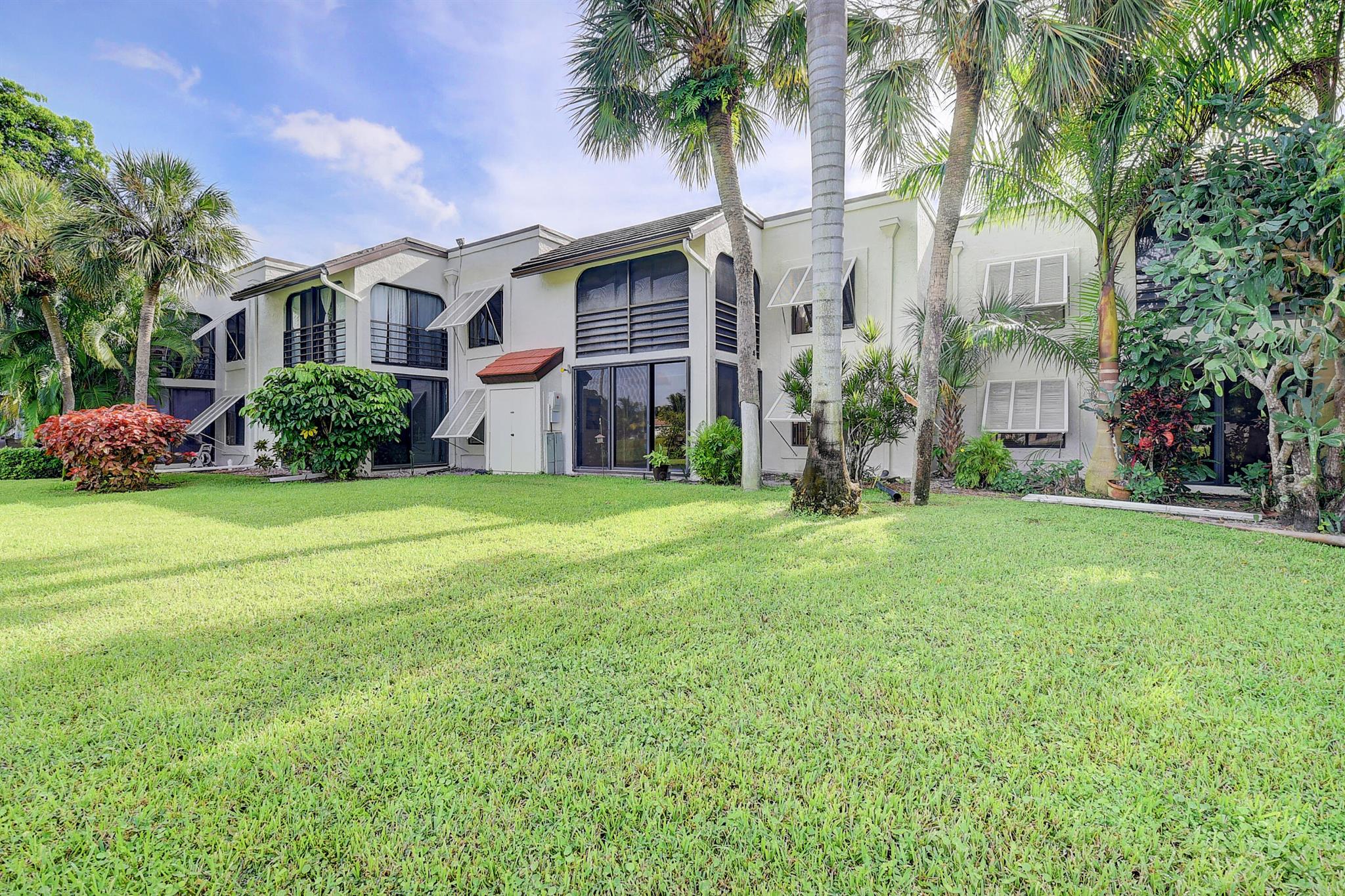 LAKESIDE CONDO 2 OF BANYAN SPRINGS - Residential