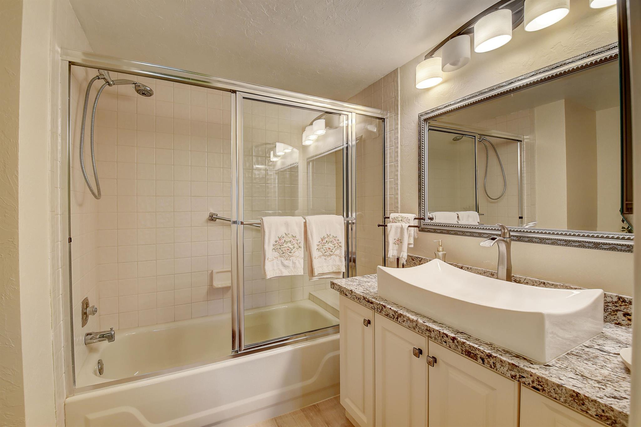 LAKESIDE CONDO 2 OF BANYAN SPRINGS - Residential