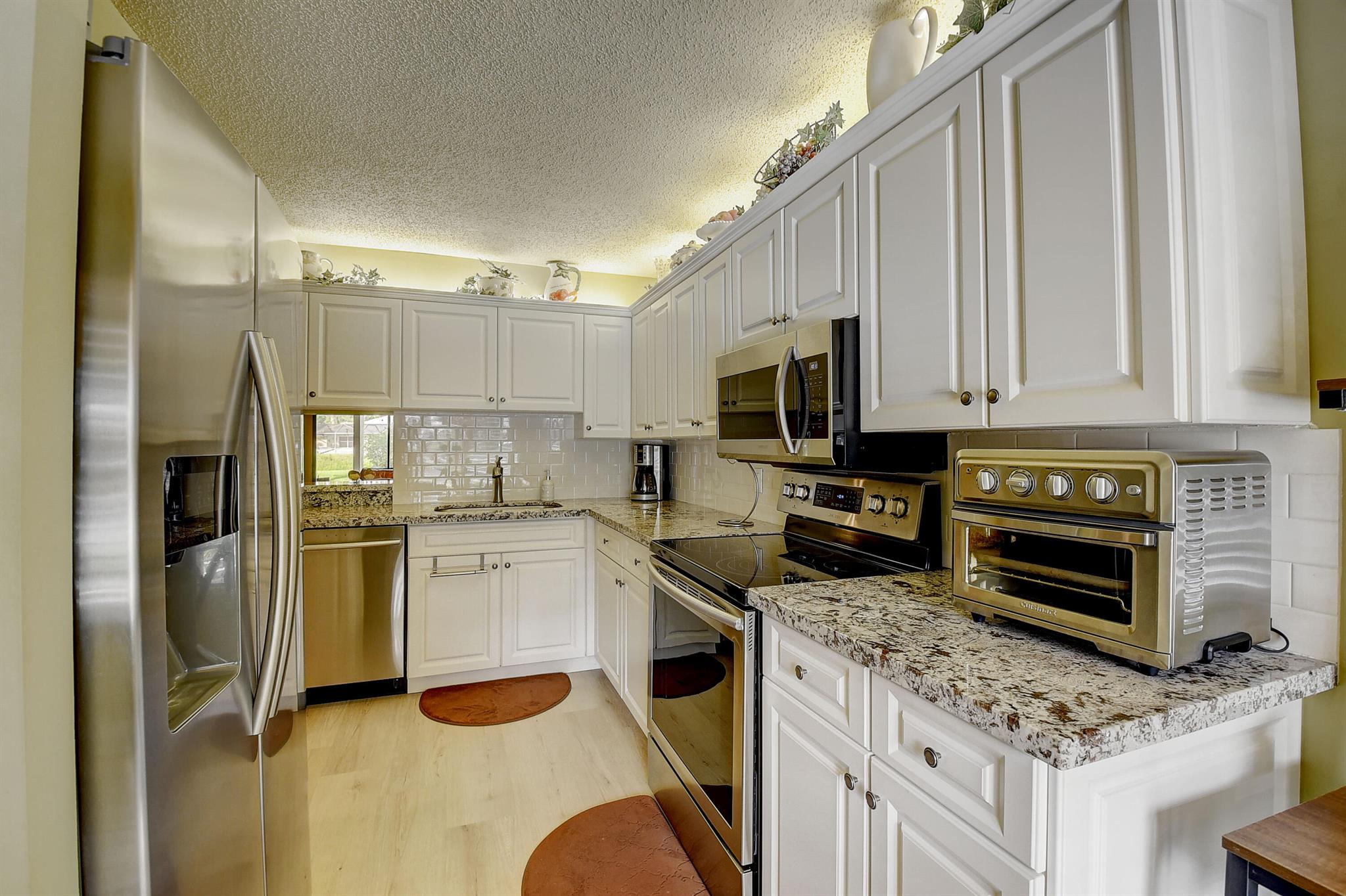 LAKESIDE CONDO 2 OF BANYAN SPRINGS - Residential