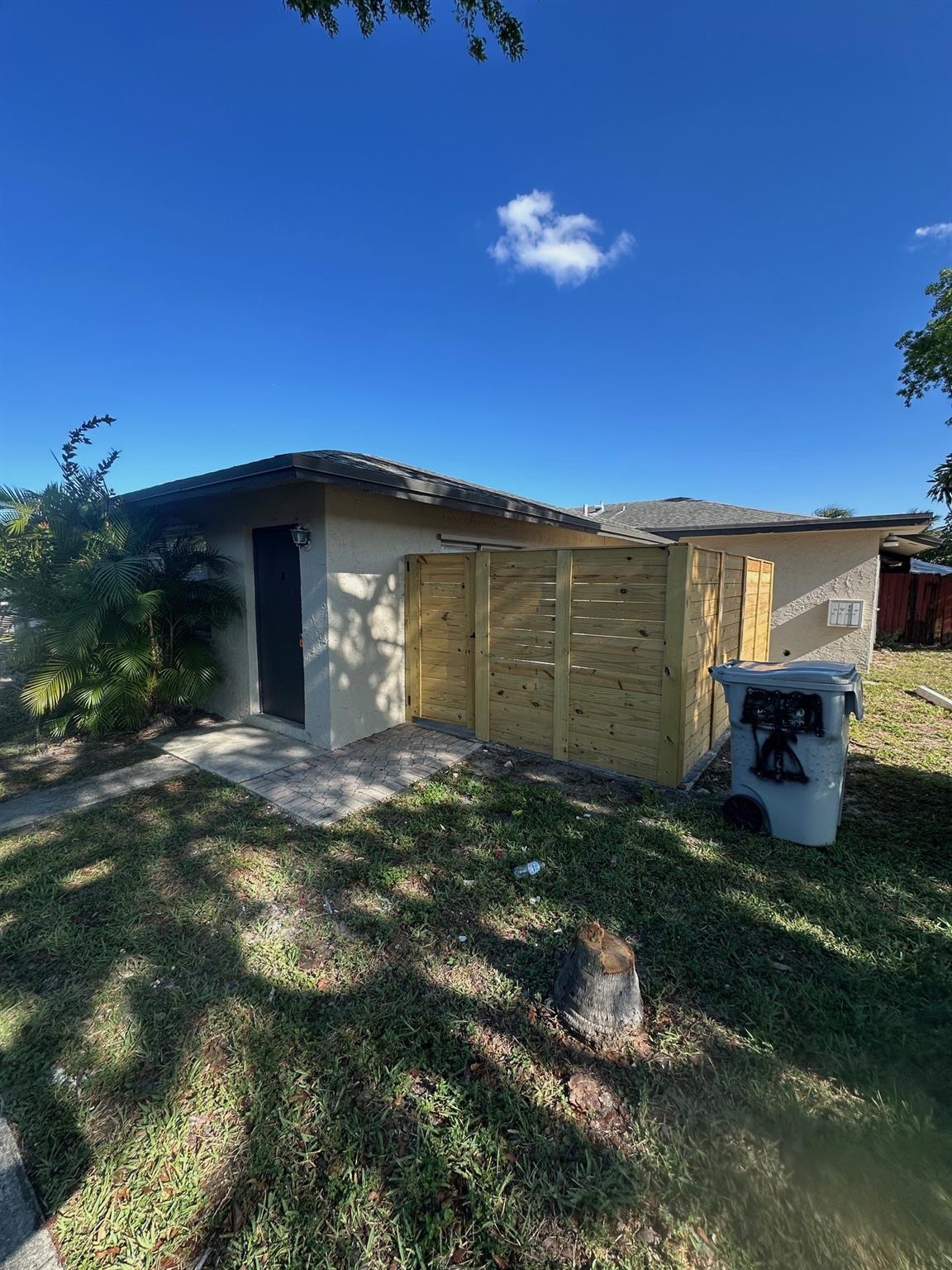 3101 NW 3rd Ave 4