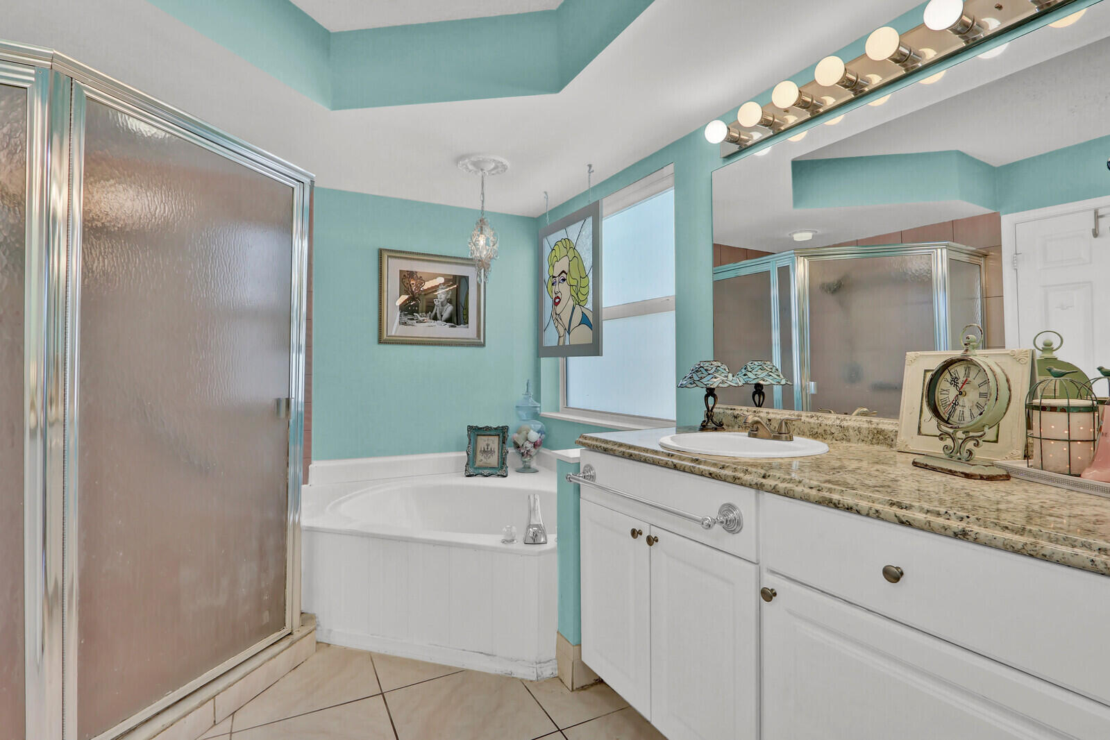 LAKES OF SHERBROOKE PH 7 - Residential