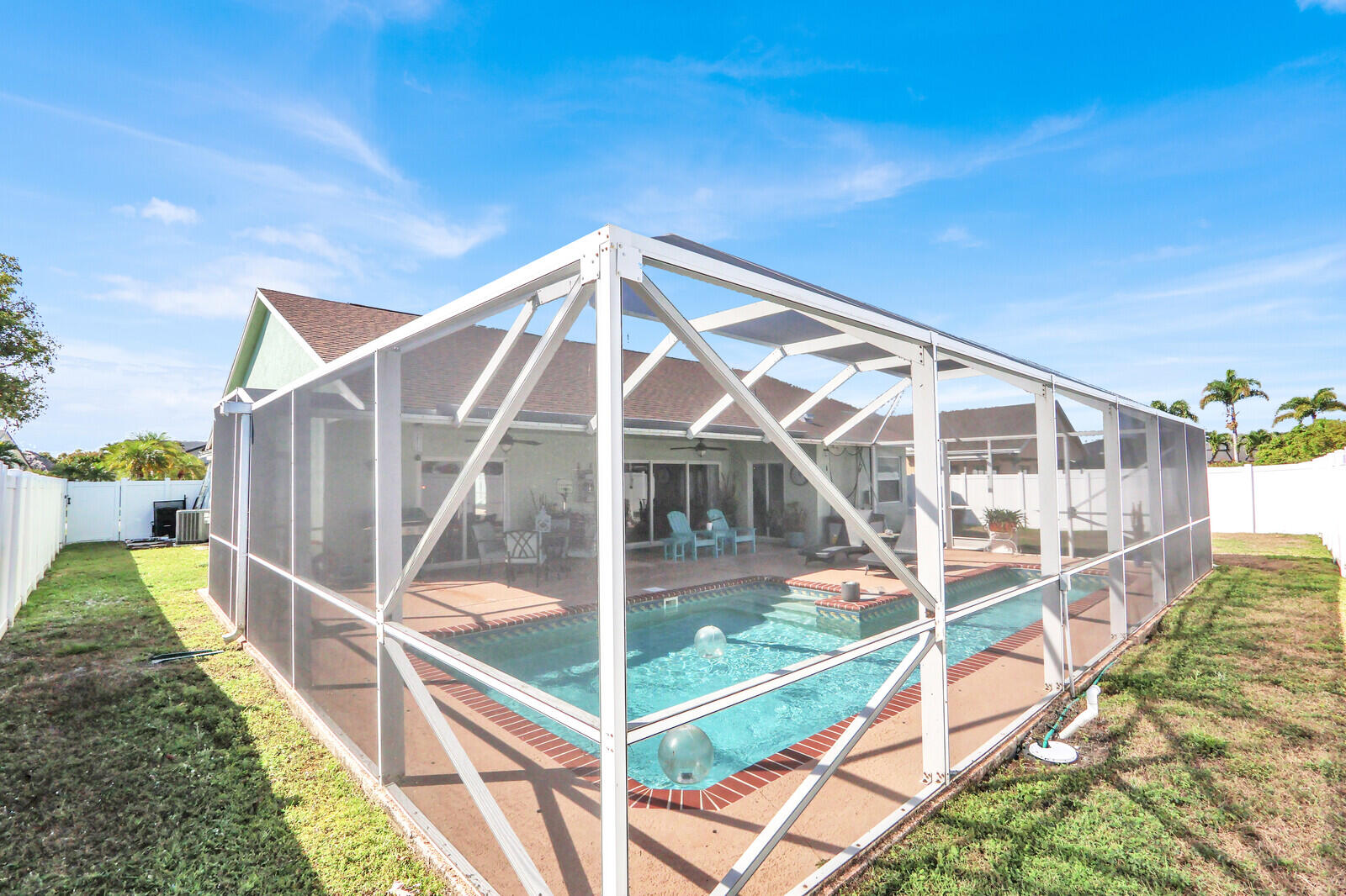 LAKES OF SHERBROOKE PH 7 - Residential