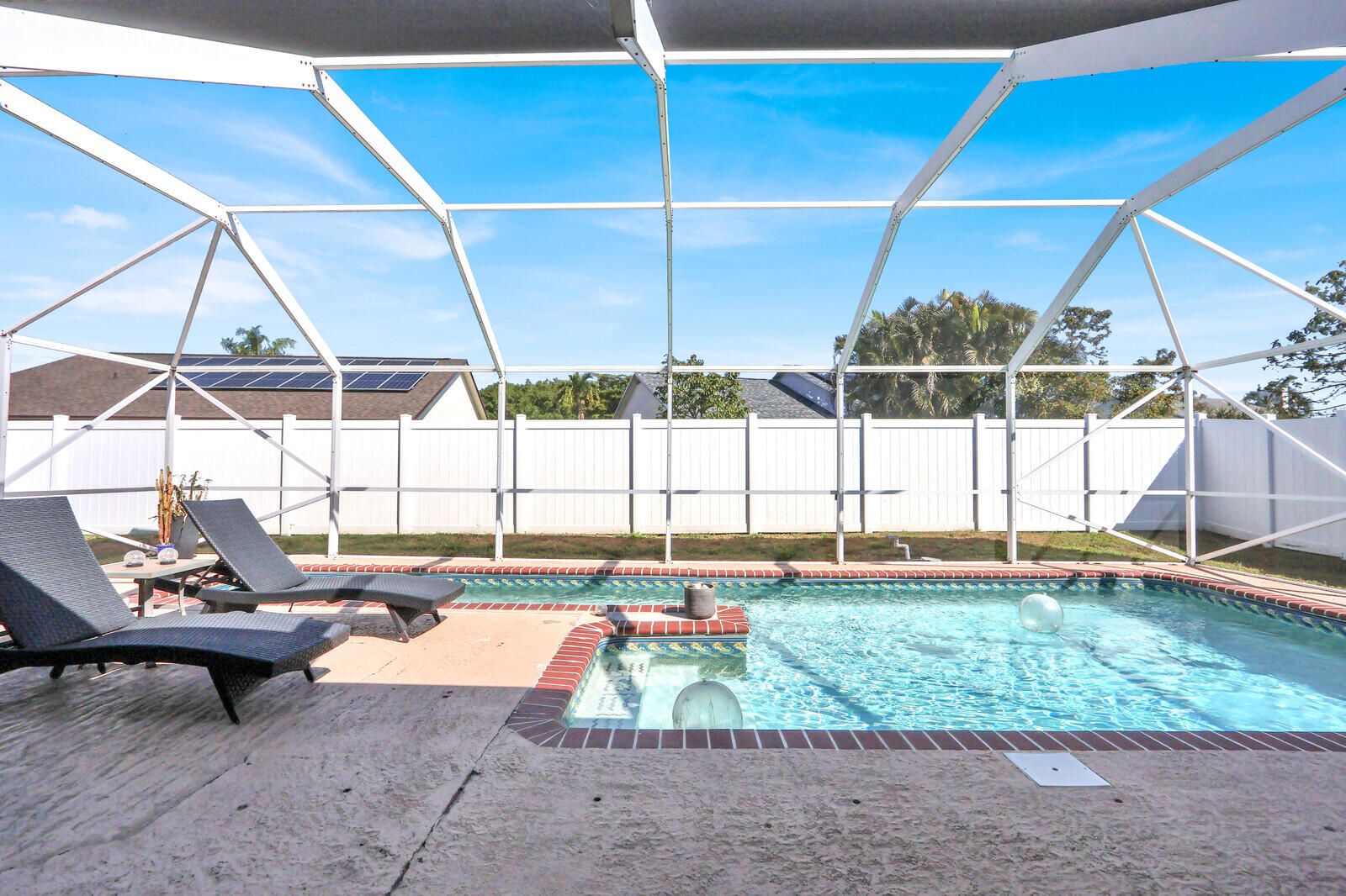 LAKES OF SHERBROOKE PH 7 - Residential