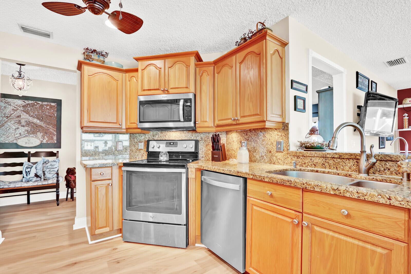 LAKES OF SHERBROOKE PH 7 - Residential