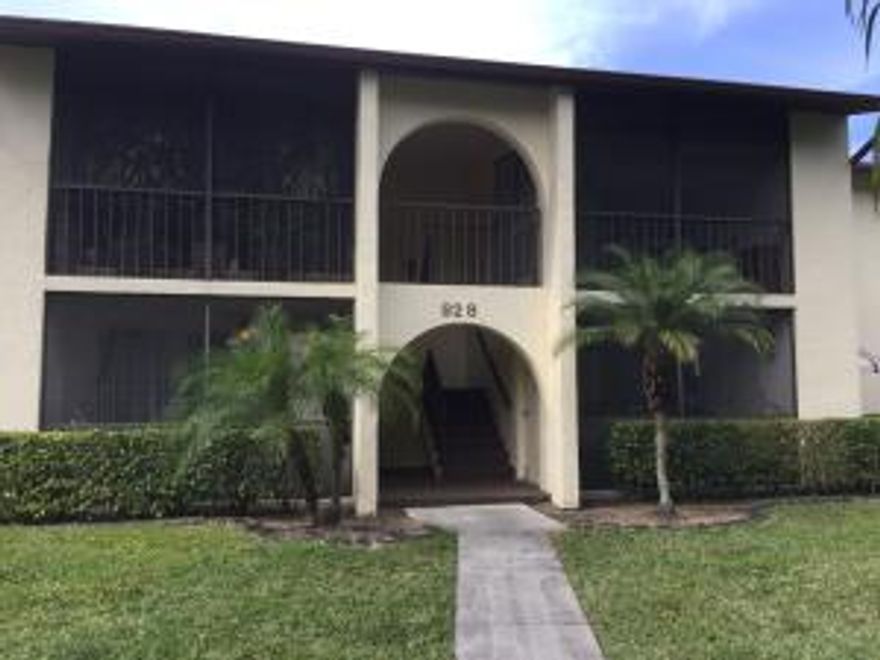 PINE RIDGE AT HAVERHILL CONDO - Nice & quiet cul-de-sac location  at end of the community, lots of open green space all around. Easy-First Floor unit w/parking close by. Fairly original and could use a paint job & carpets. All New A/C installed 11/2014 and New Dishwasher just installed 3/2016. Nice safe and relaxed Gated community with pool, tennis, paddleball, shuffleboard, clubroom, sauna & gym and much more! Very low HOA fees & Taxes!! Close to major highways, PBI Airport. Cityplace & Downtown WPB approx 6-miles. All Furniture neg. Will not last long!!