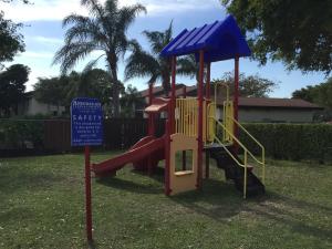 PINE RIDGE AT HAVERHILL CONDO - Residential