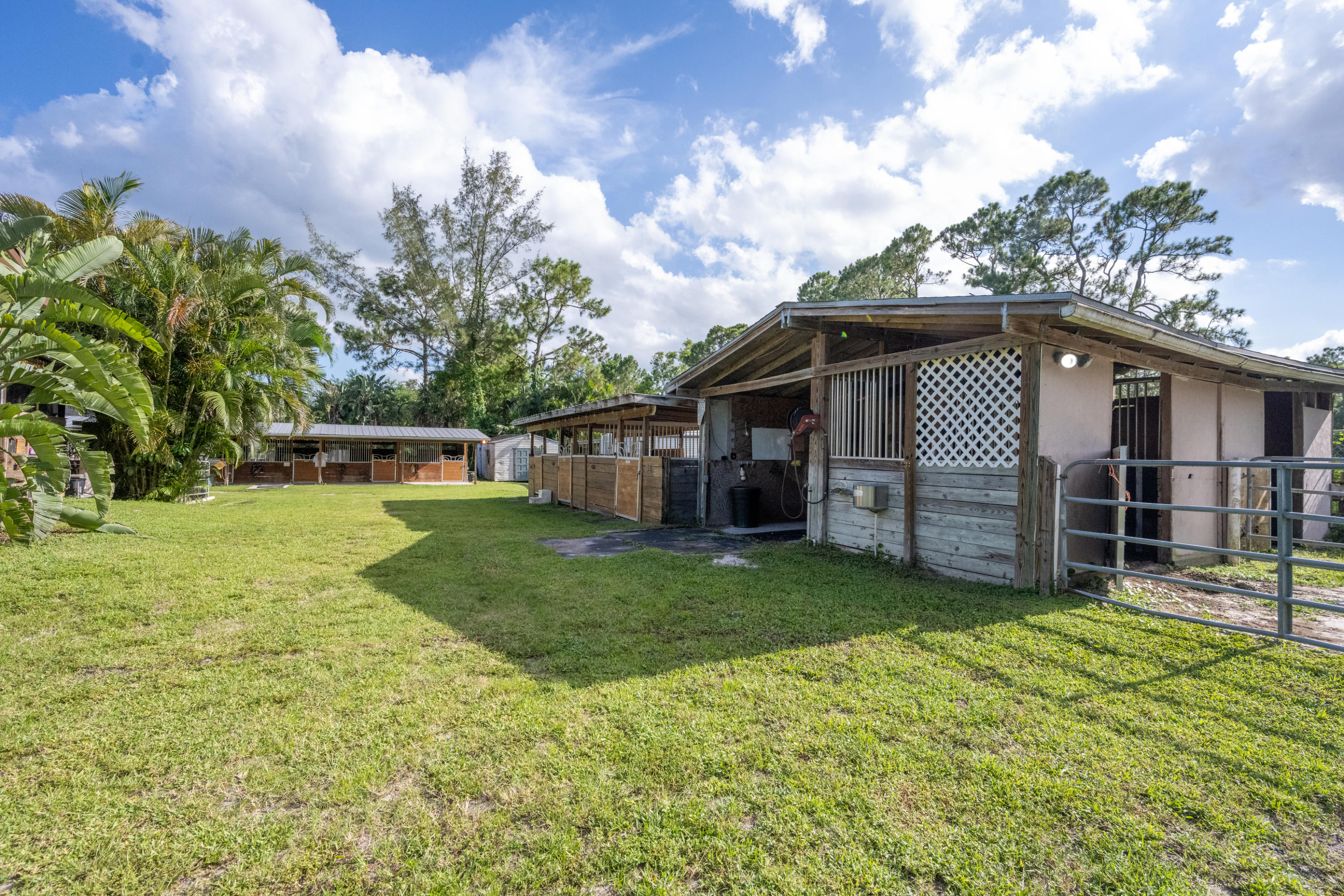 The Acreage - Residential