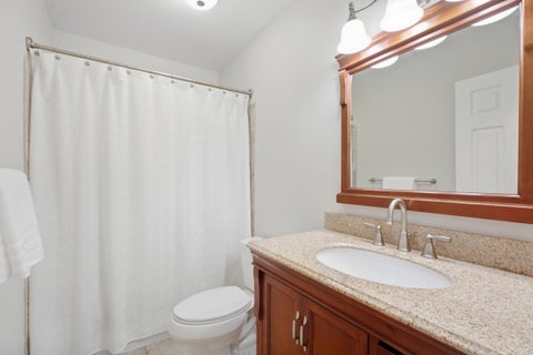 Tiny photo for 60 AQUA RA Drive, Jensen Beach, FL 34957 (MLS # B26090304)