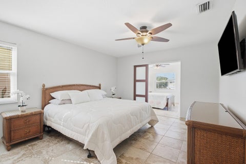Tiny photo for 60 AQUA RA Drive, Jensen Beach, FL 34957 (MLS # B26090304)