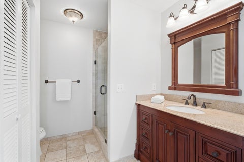 Tiny photo for 60 AQUA RA Drive, Jensen Beach, FL 34957 (MLS # B26090304)