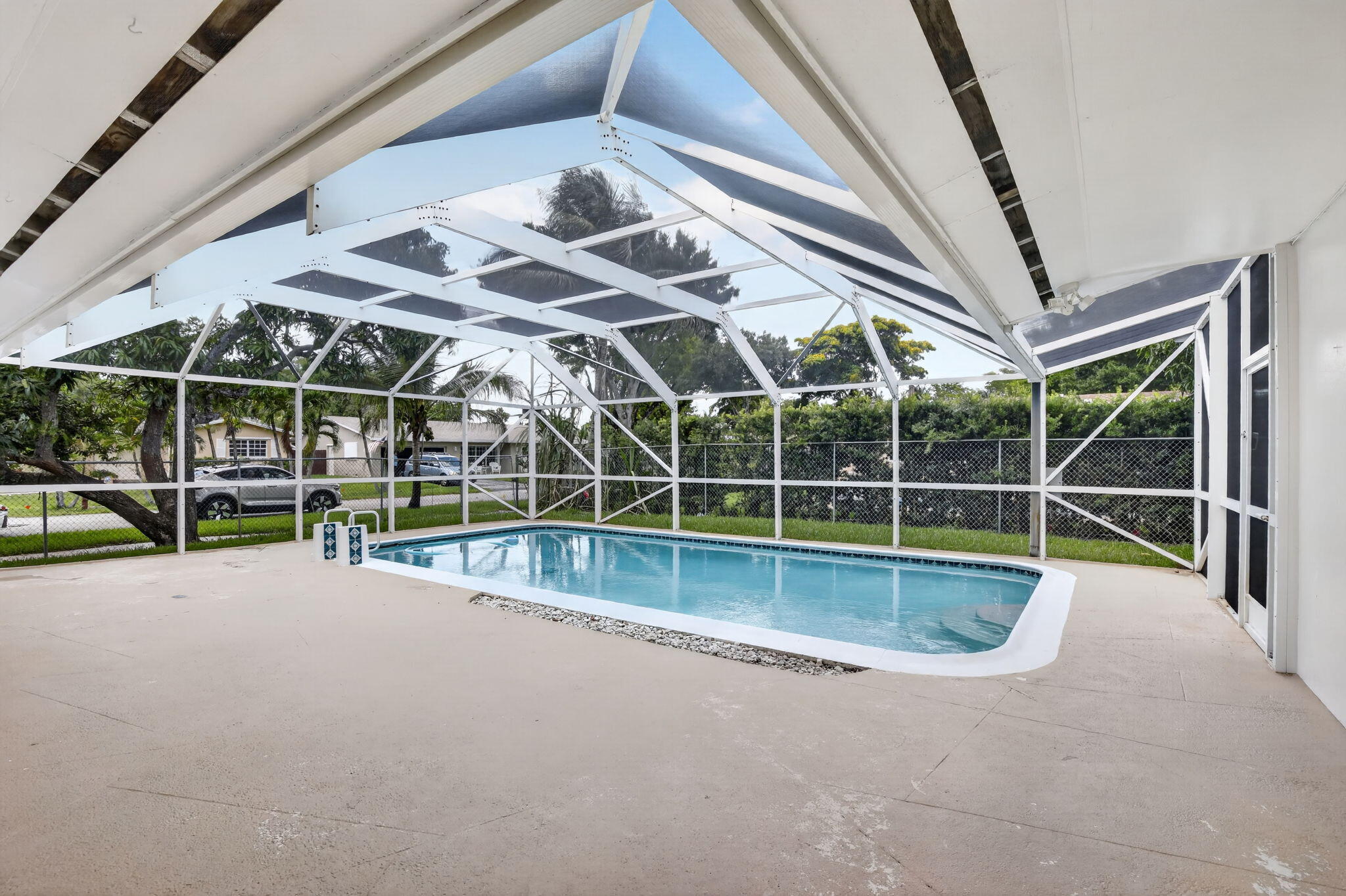 PEMBROKE LAKES SEC 1 - Residential