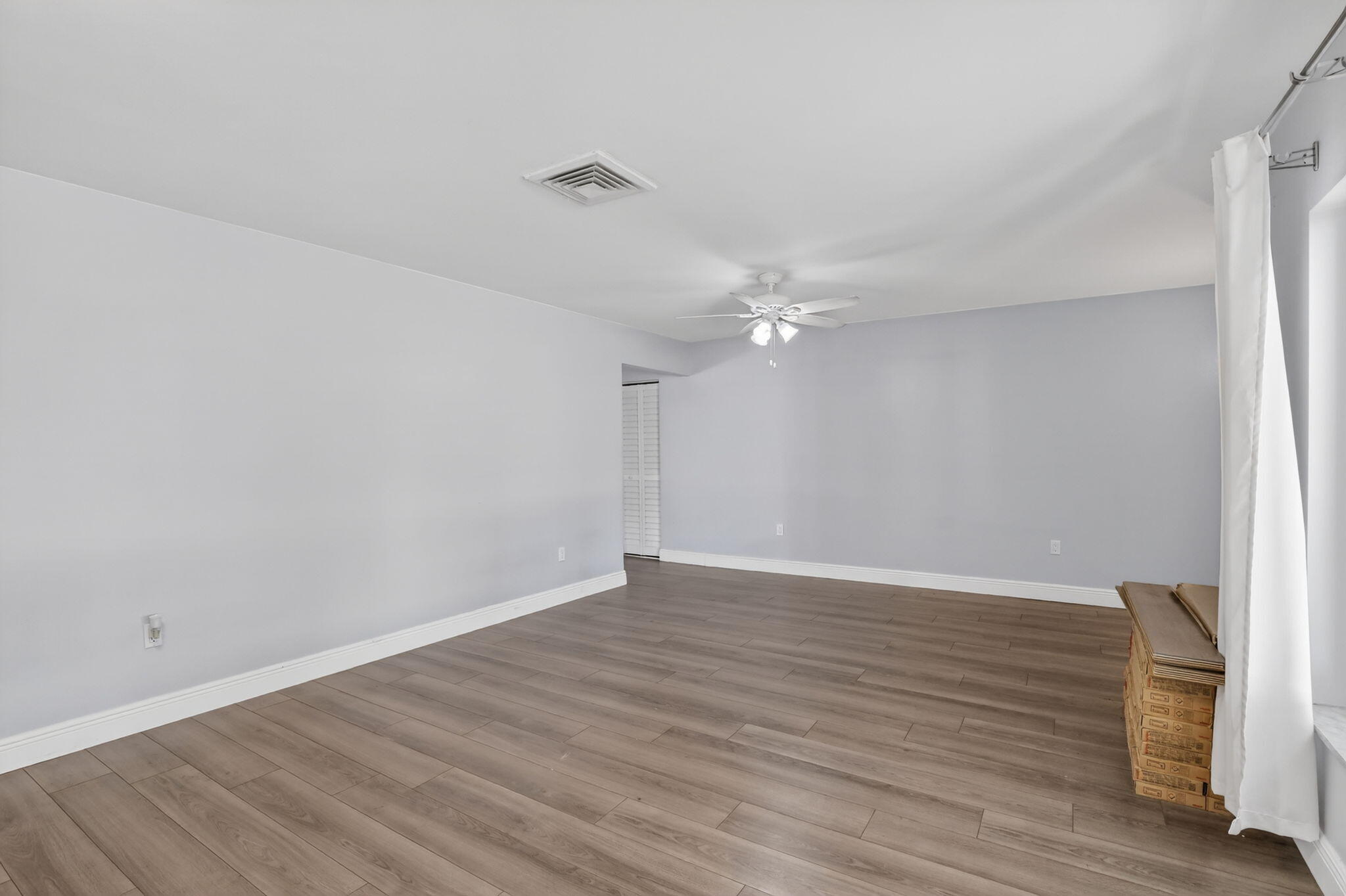 PEMBROKE LAKES SEC 1 - Residential