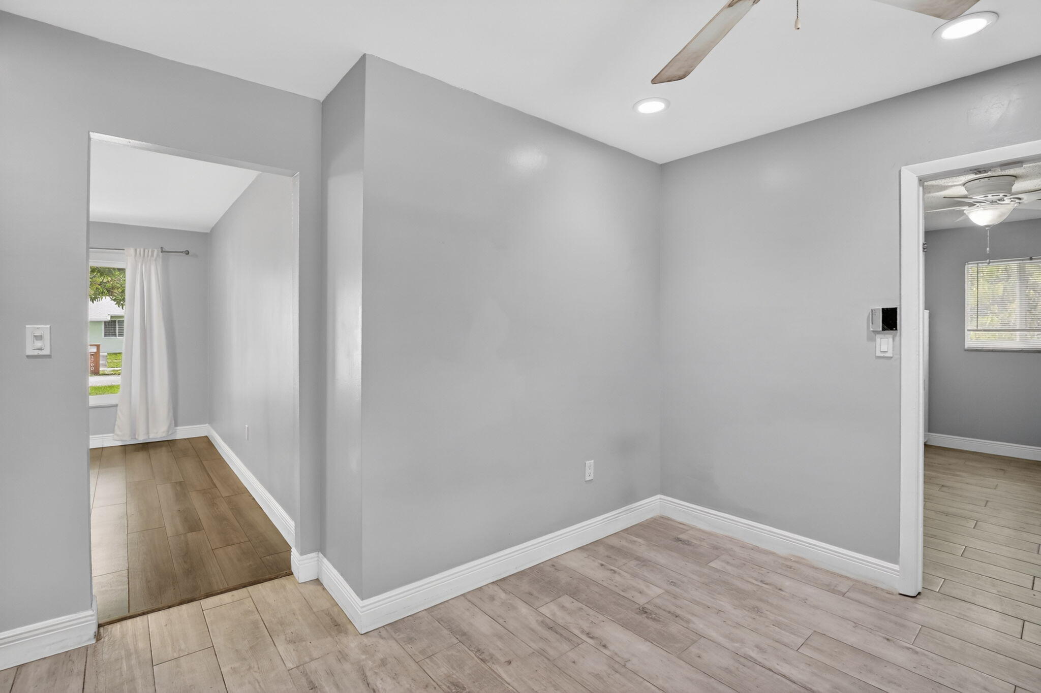 PEMBROKE LAKES SEC 1 - Residential