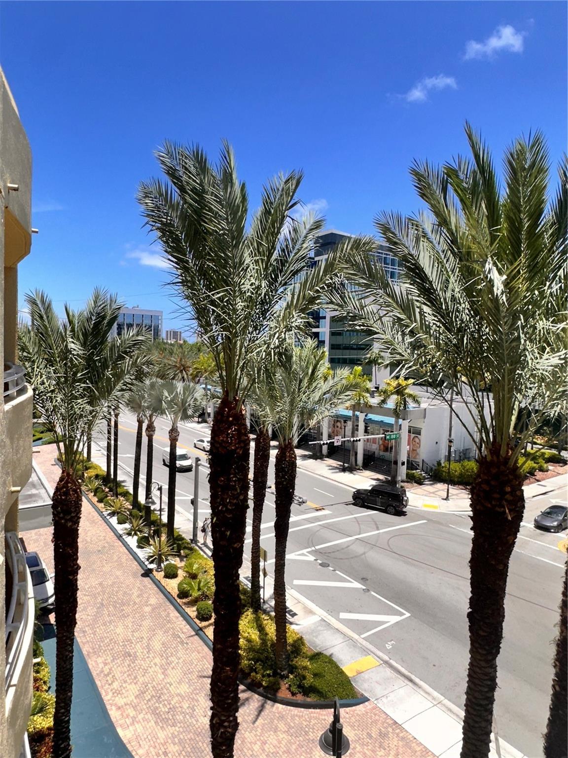 VENTURE EAST - Residential