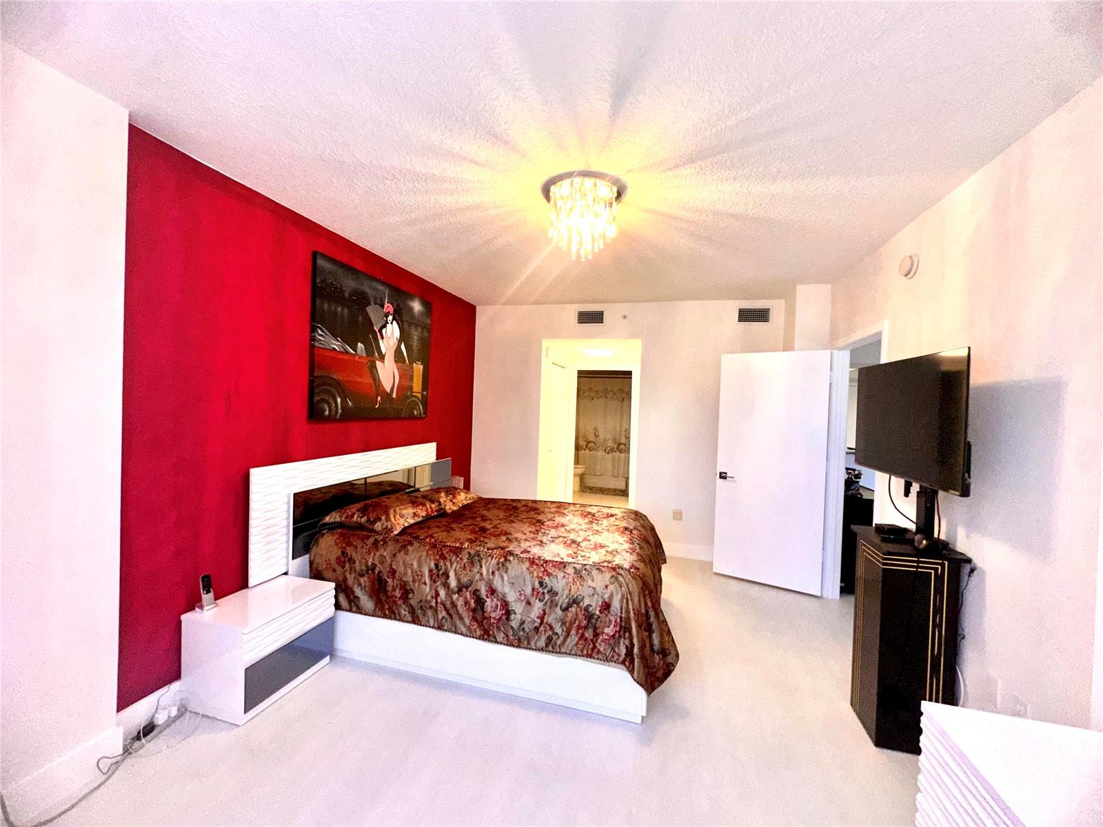 VENTURE EAST - Residential