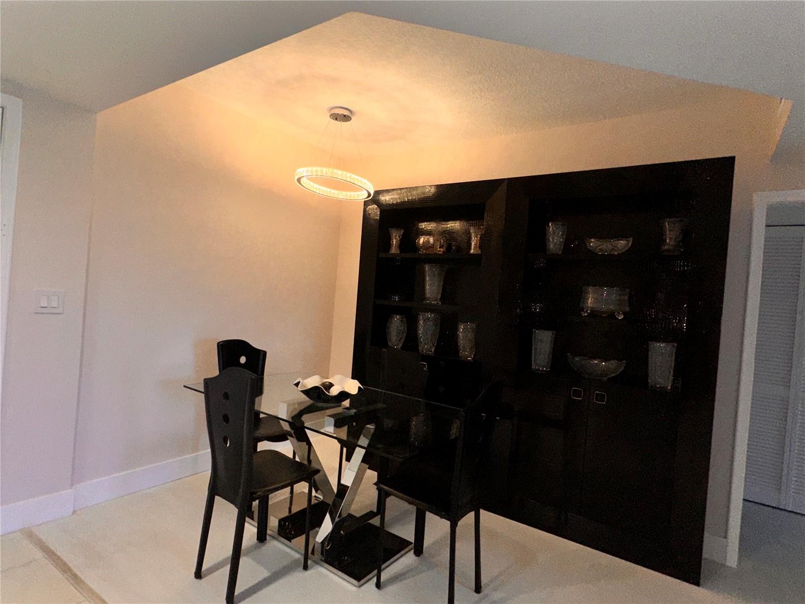 VENTURE EAST - Residential