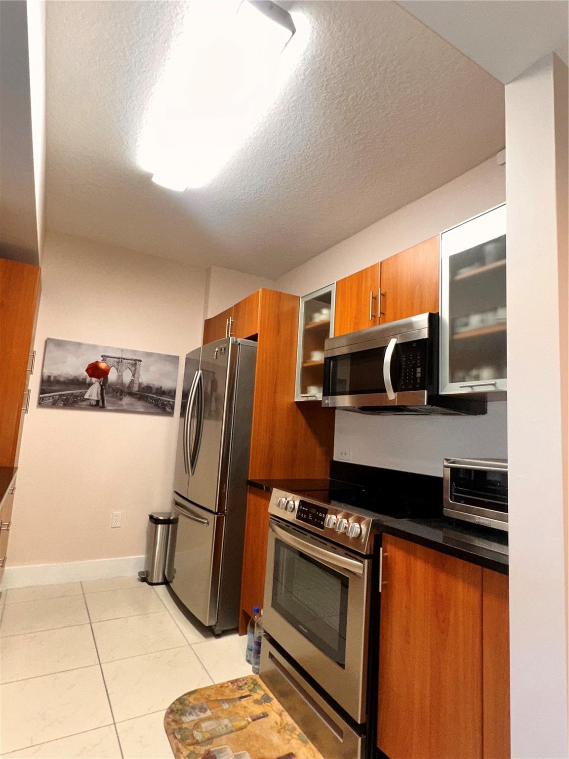 VENTURE EAST - Residential
