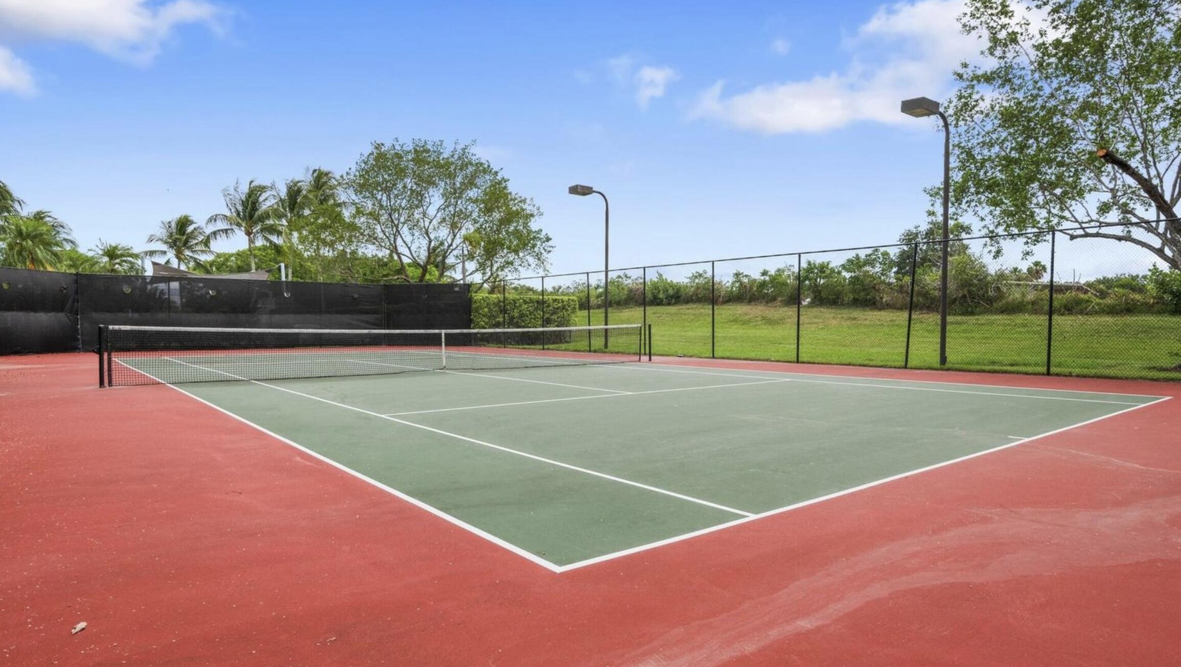 ST ANDREWS AT POLO CLUB CONDO - Residential Lease