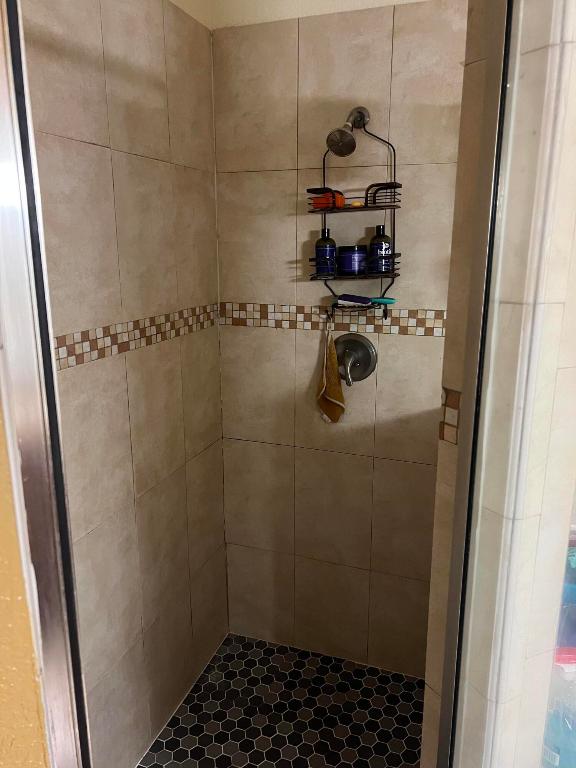 HYDE PARK FIRST SEC - Residential