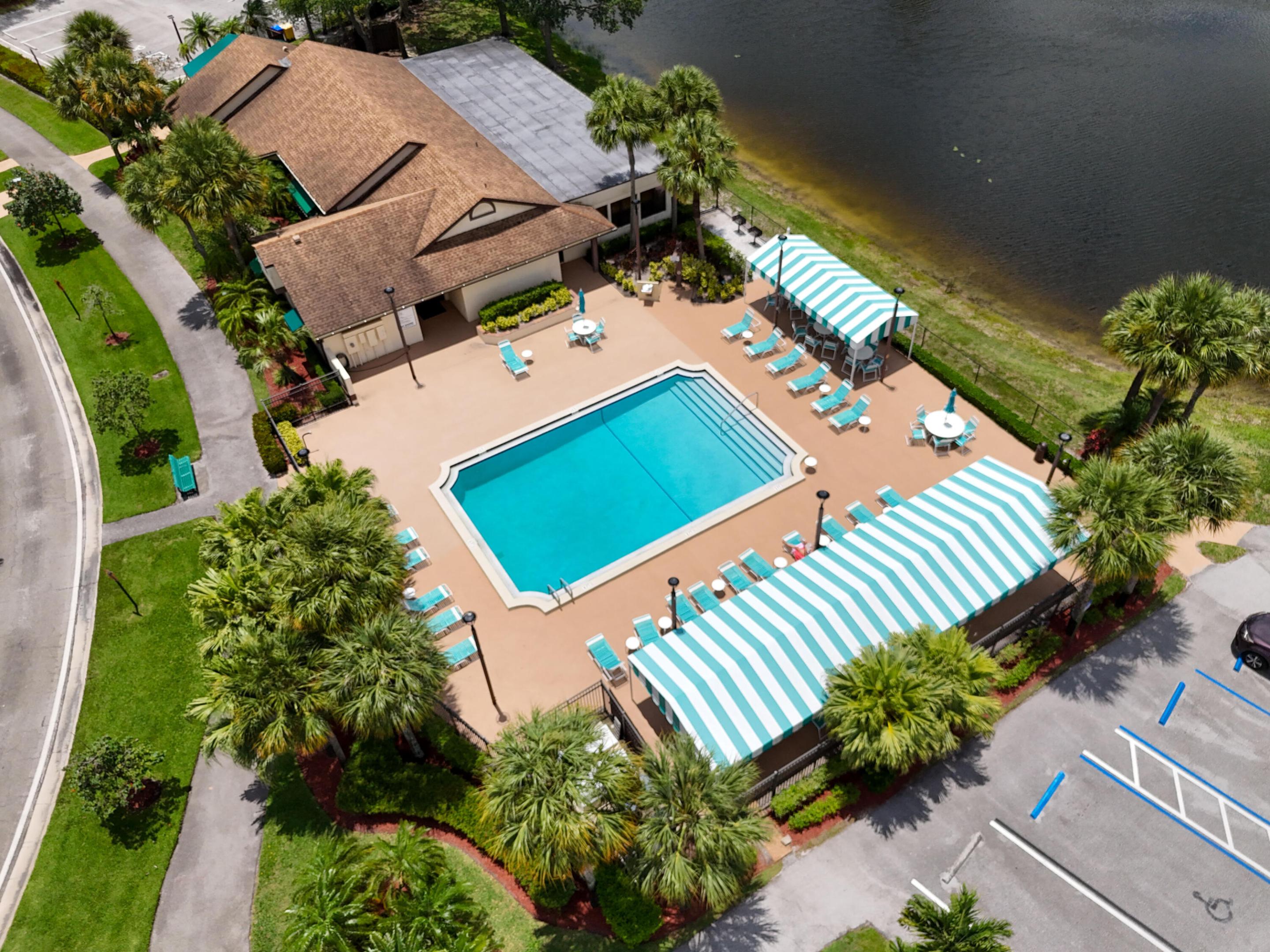 GARDENS OF WILLOW BEND CONDOS - Residential