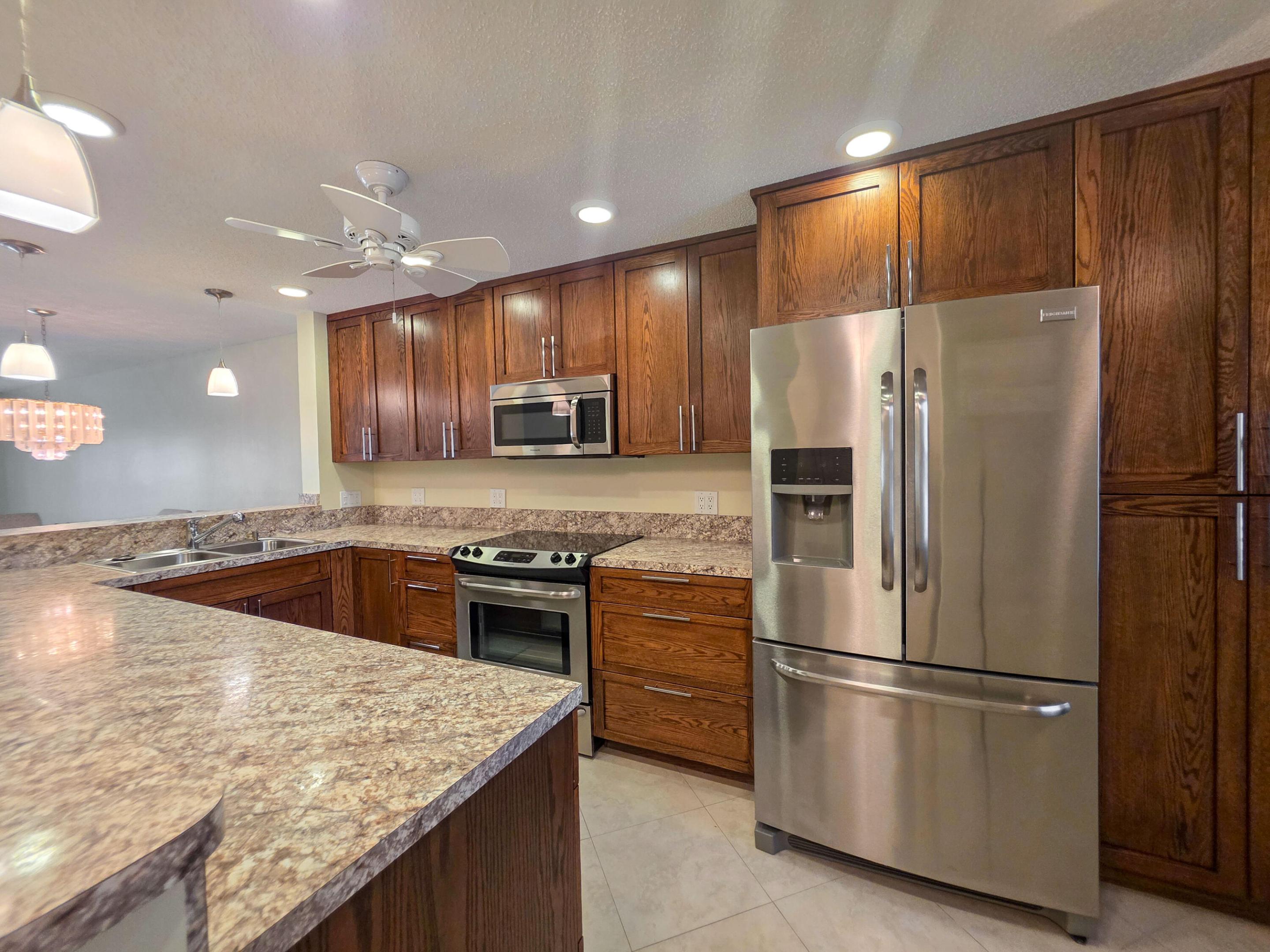 GARDENS OF WILLOW BEND CONDOS - Residential