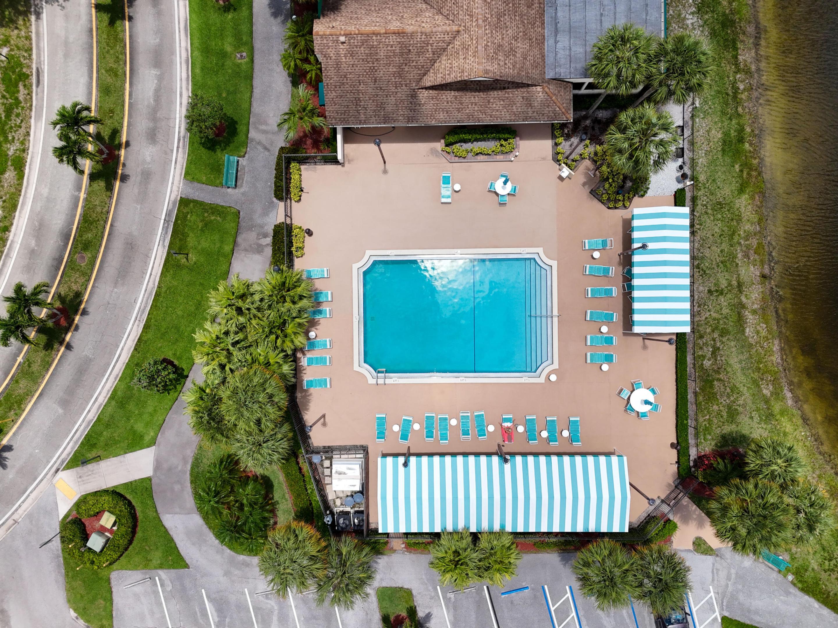 GARDENS OF WILLOW BEND CONDOS - Residential