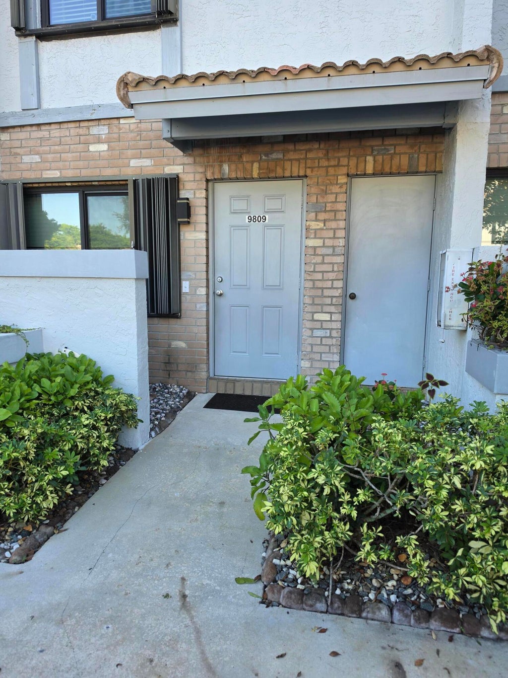 Photo of 9809 RIVERSIDE Drive #51-5, Coral Springs, FL 33071 (MLS # B26073801)