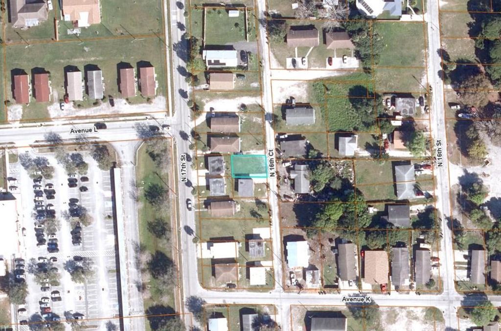 Photo of 1211 N 16th Ct, Fort Pierce, FL 34950 (MLS # F10538711)