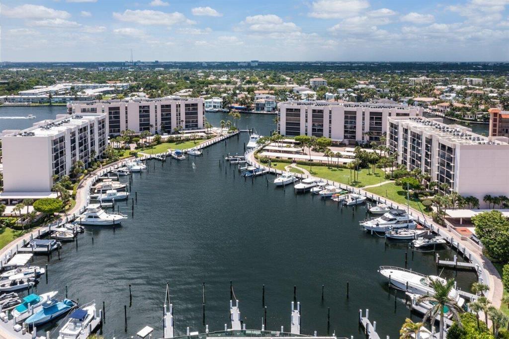 YACHT AND RACQUET CLUB OF - Residential Lease