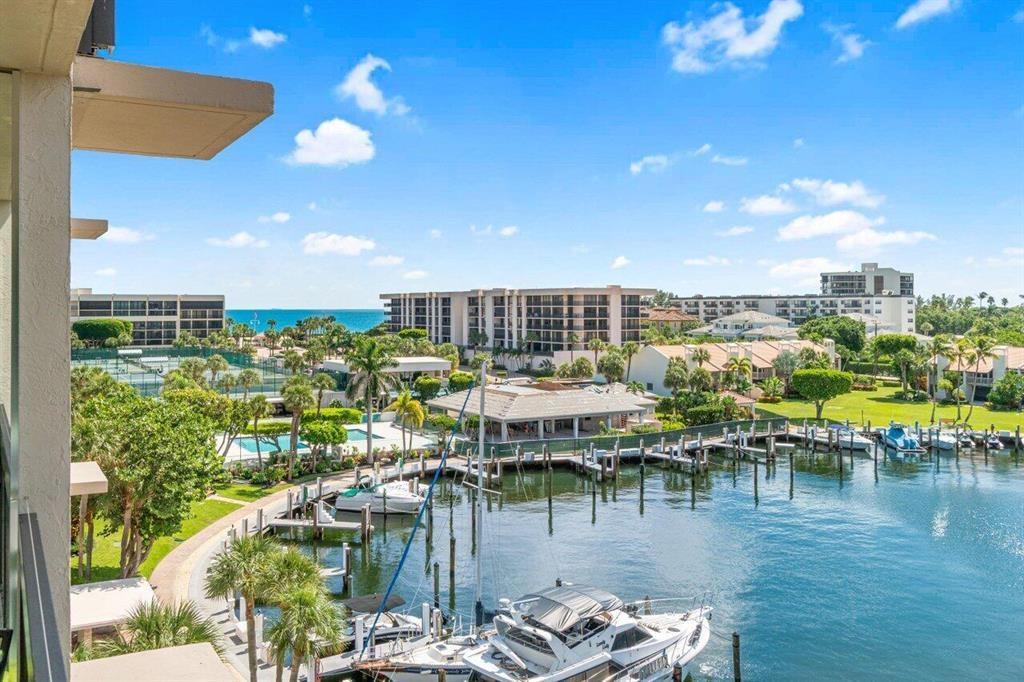 YACHT AND RACQUET CLUB OF - Residential Lease