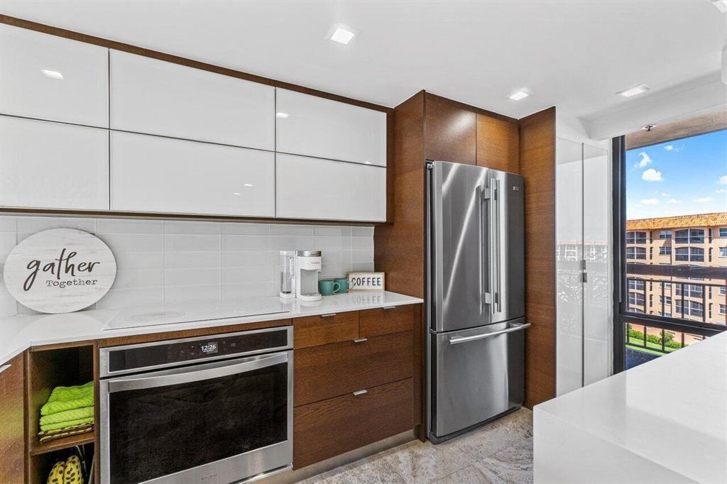 YACHT AND RACQUET CLUB OF - Residential Lease