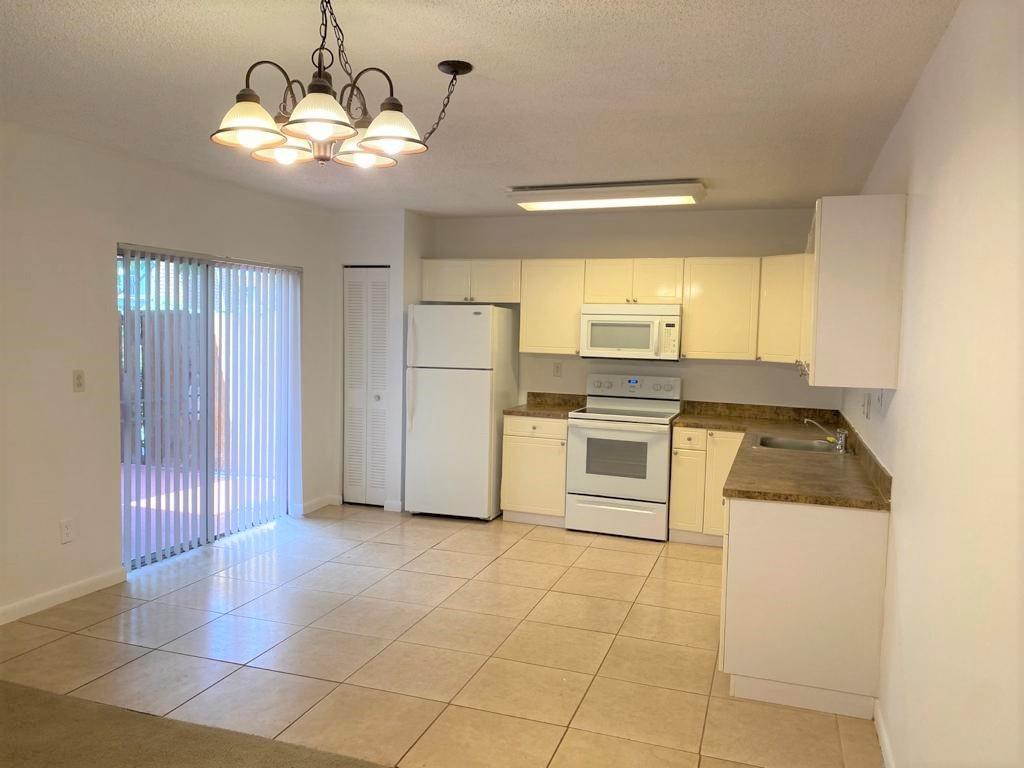 Patio Homes of Pine Isl. - Residential