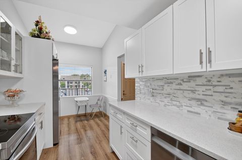 Tiny photo for 7855 Willow Spring Drive #725, Lake Worth, FL 33467 (MLS # B26008182)