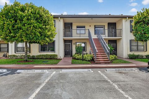 Tiny photo for 7855 Willow Spring Drive #725, Lake Worth, FL 33467 (MLS # B26008182)