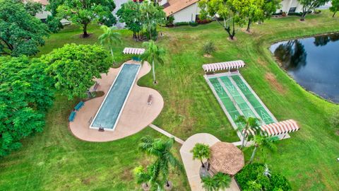 Tiny photo for 7855 Willow Spring Drive #725, Lake Worth, FL 33467 (MLS # B26008182)