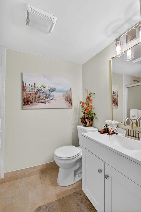 Tiny photo for 7855 Willow Spring Drive #725, Lake Worth, FL 33467 (MLS # B26008182)