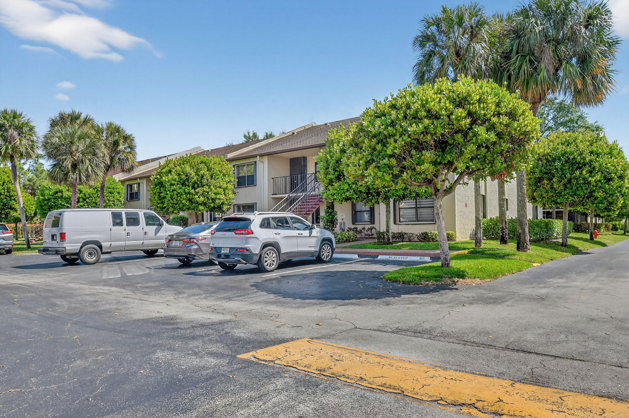 GARDENS OF WILLOW BEND CONDOS - Residential