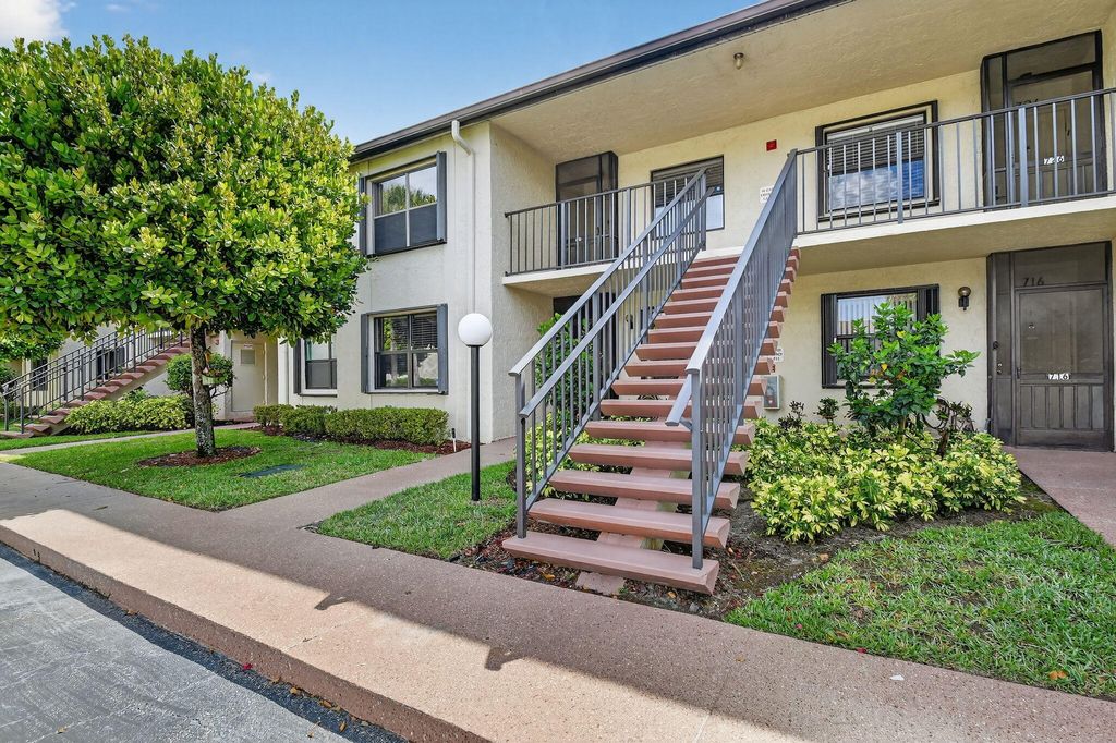 Photo of 7855 Willow Spring Drive #725, Lake Worth, FL 33467 (MLS # B26008182)