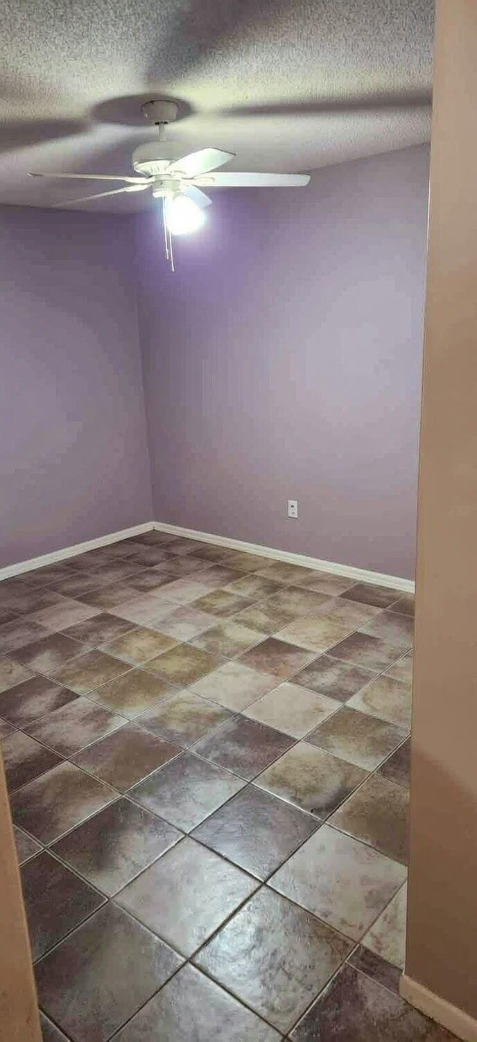 FT PIERCE BEACH SUBDIVISION REVISED PLAT 17, 21, 2 - Residential Lease