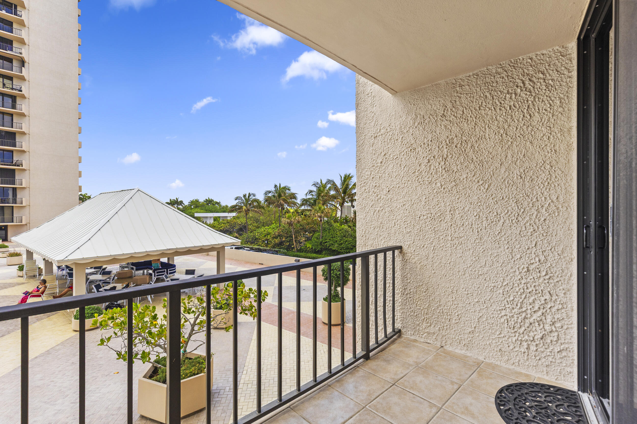 COTE D AZUR CONDO - Residential