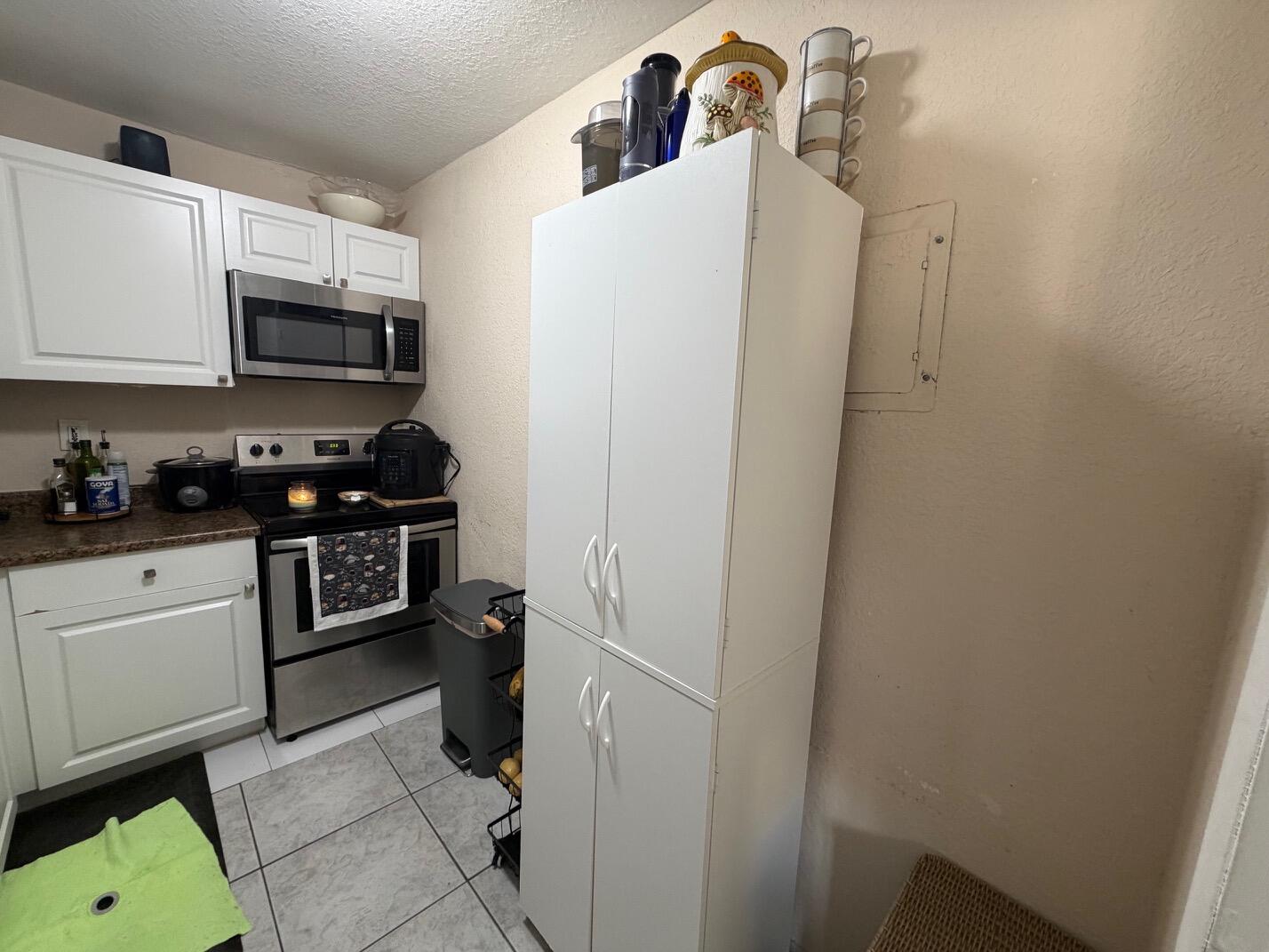 SUNSET VILLAS PHASE II CONDO - Residential