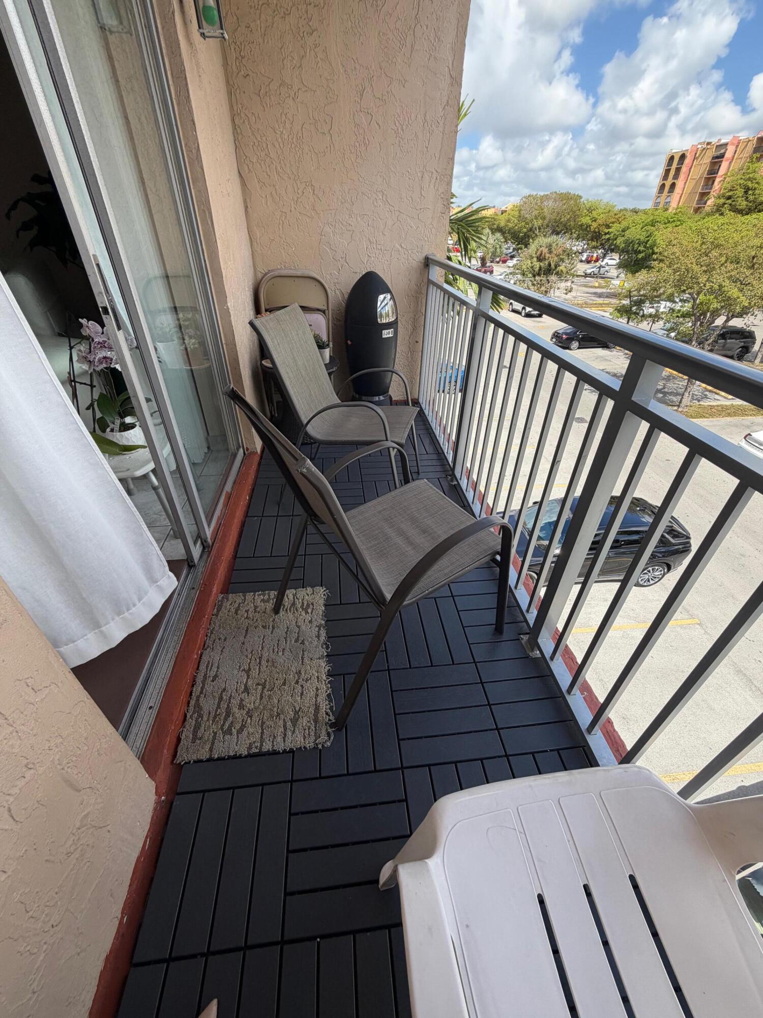 SUNSET VILLAS PHASE II CONDO - Residential