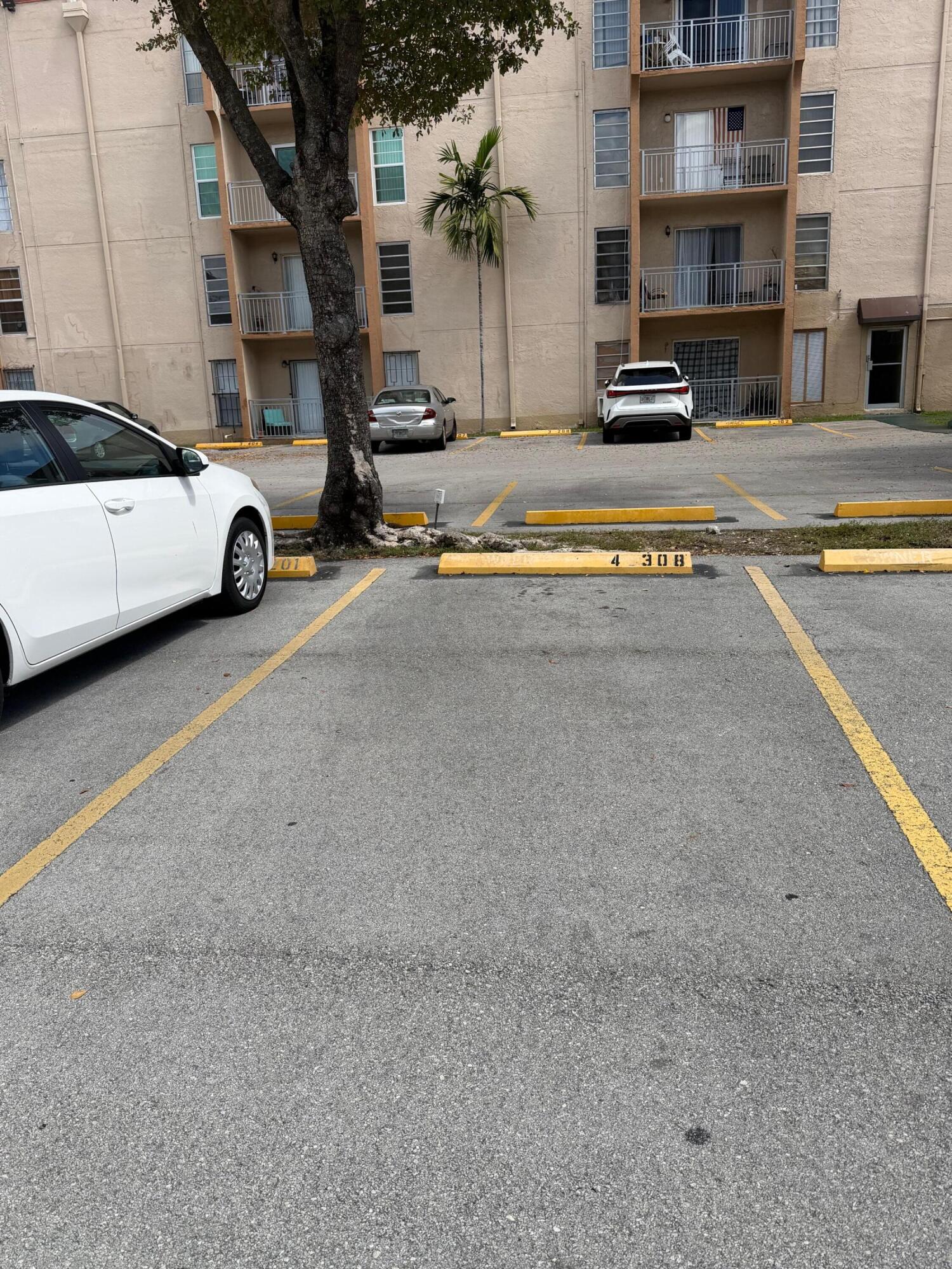 SUNSET VILLAS PHASE II CONDO - Residential