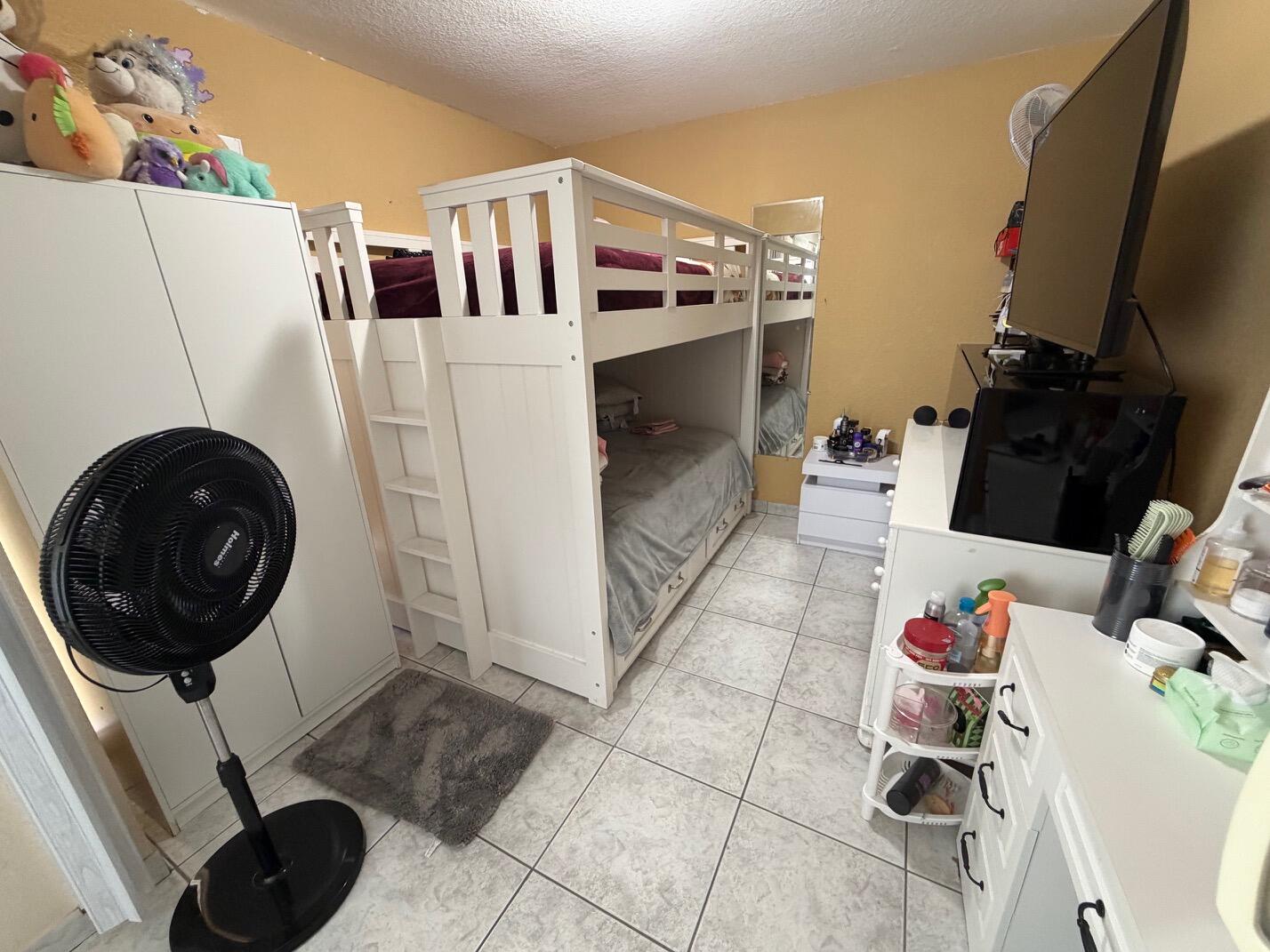 SUNSET VILLAS PHASE II CONDO - Residential