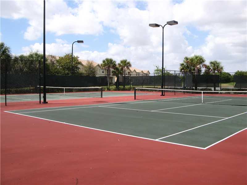 BANYAN BAY Silver Falls - Residential Lease