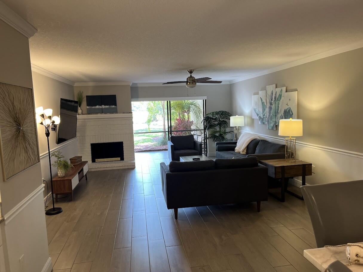 3400 TWIN LAKES Terrace 102