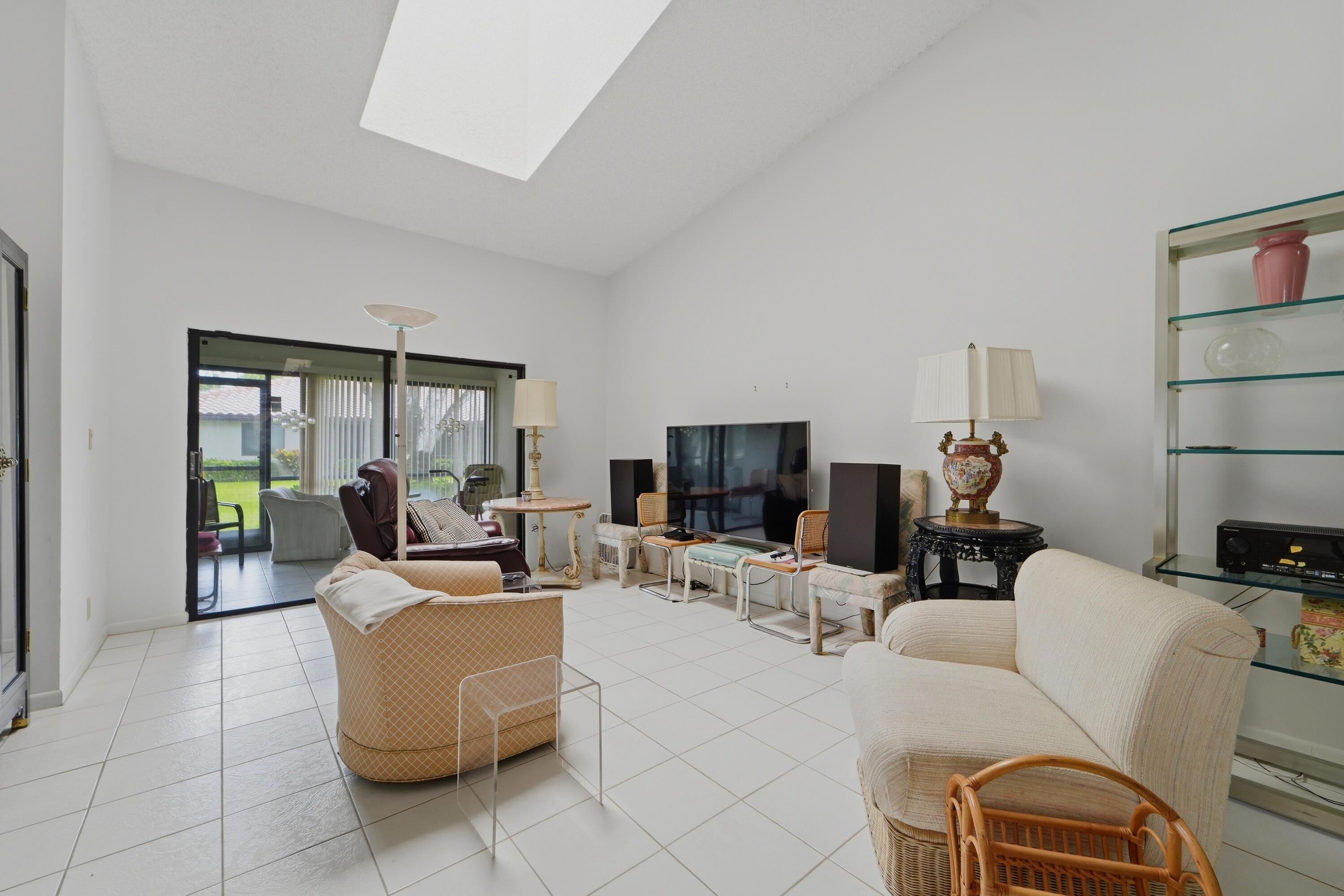 6408 Kings Gate Circle